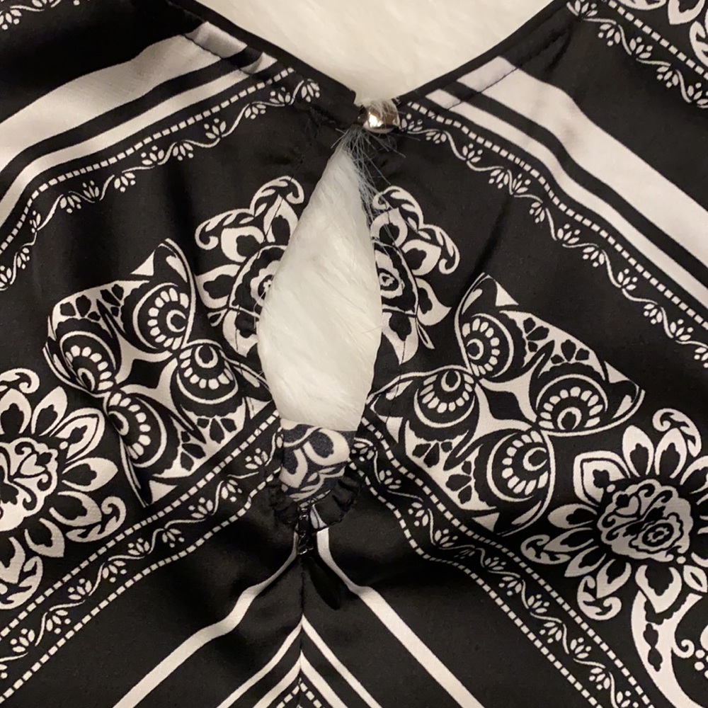 WHBM scarf-pattern blouse - Picture 7 of 8